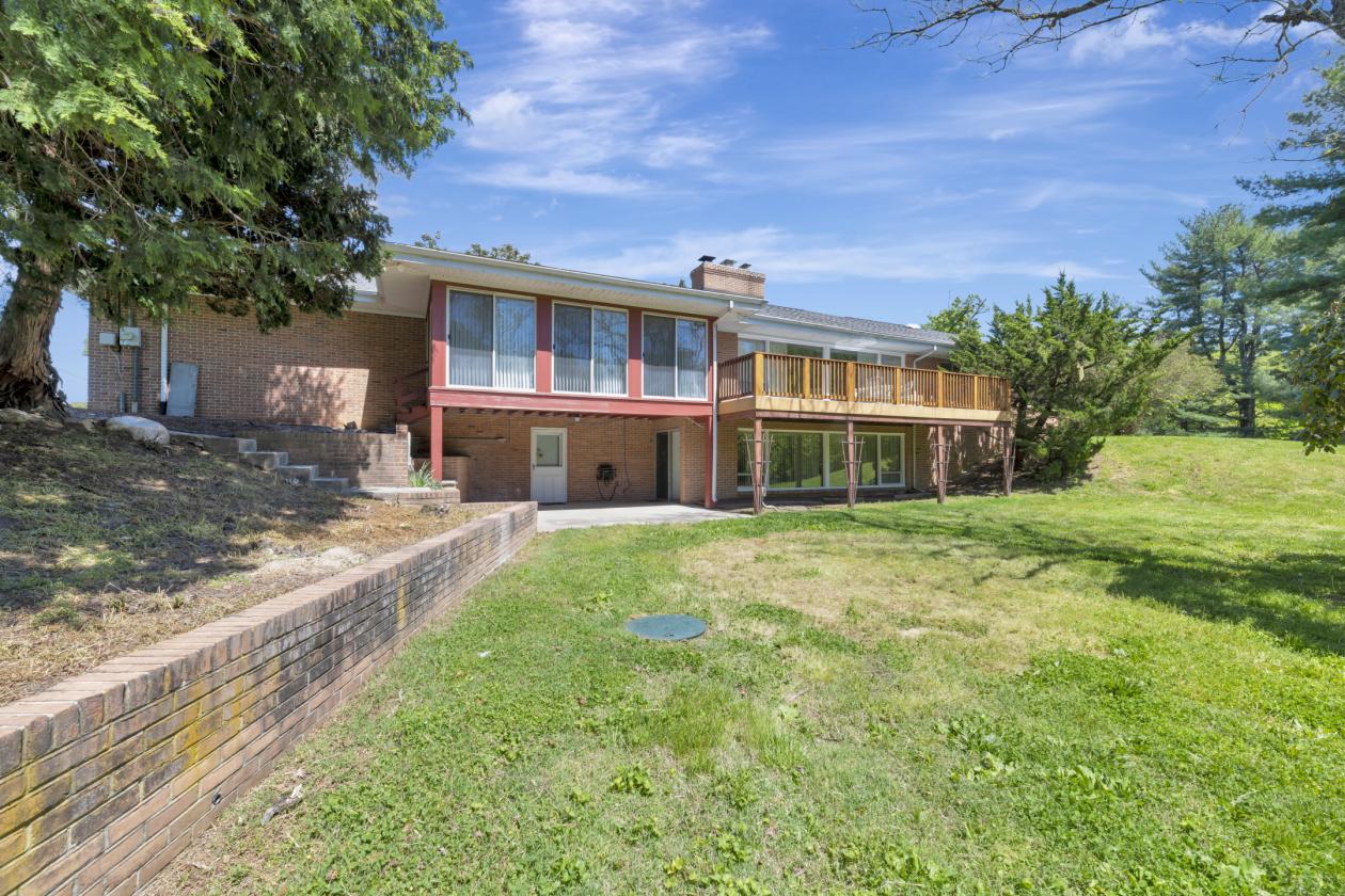 24 Acre Horse Farm - photo 25