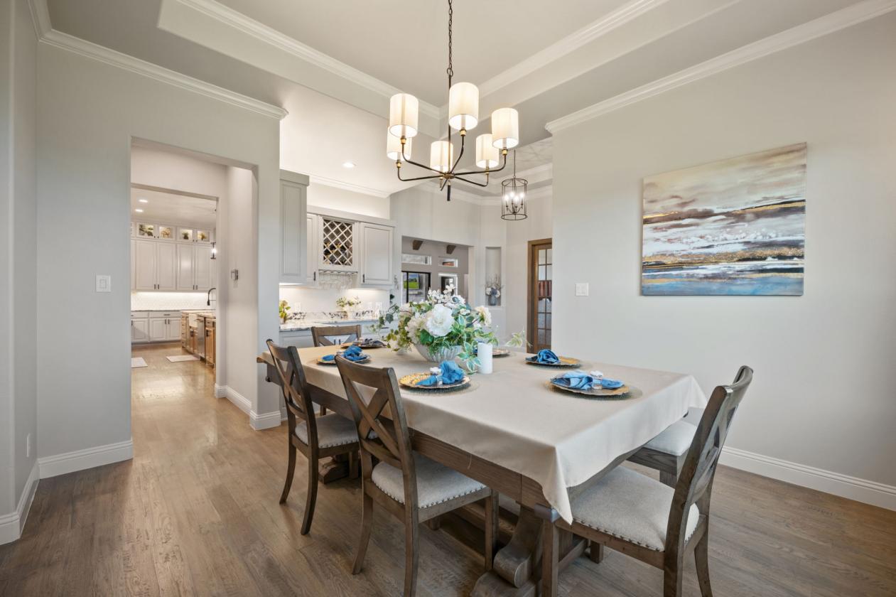 Horses Welcomed | Modern Luxury Farmhouse | 4 Acre - photo 7