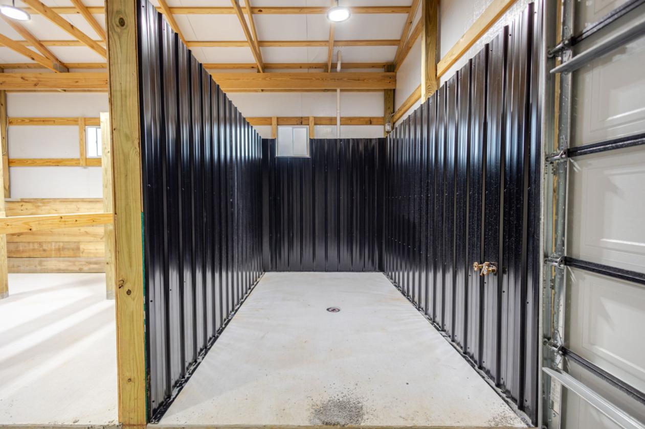 Barndominium & Acreage - photo 9