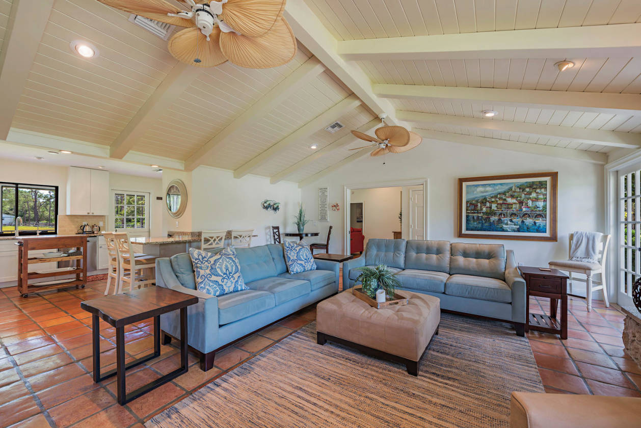 Private Equestrian Cottage in Livingston Woods Naples, Collier County