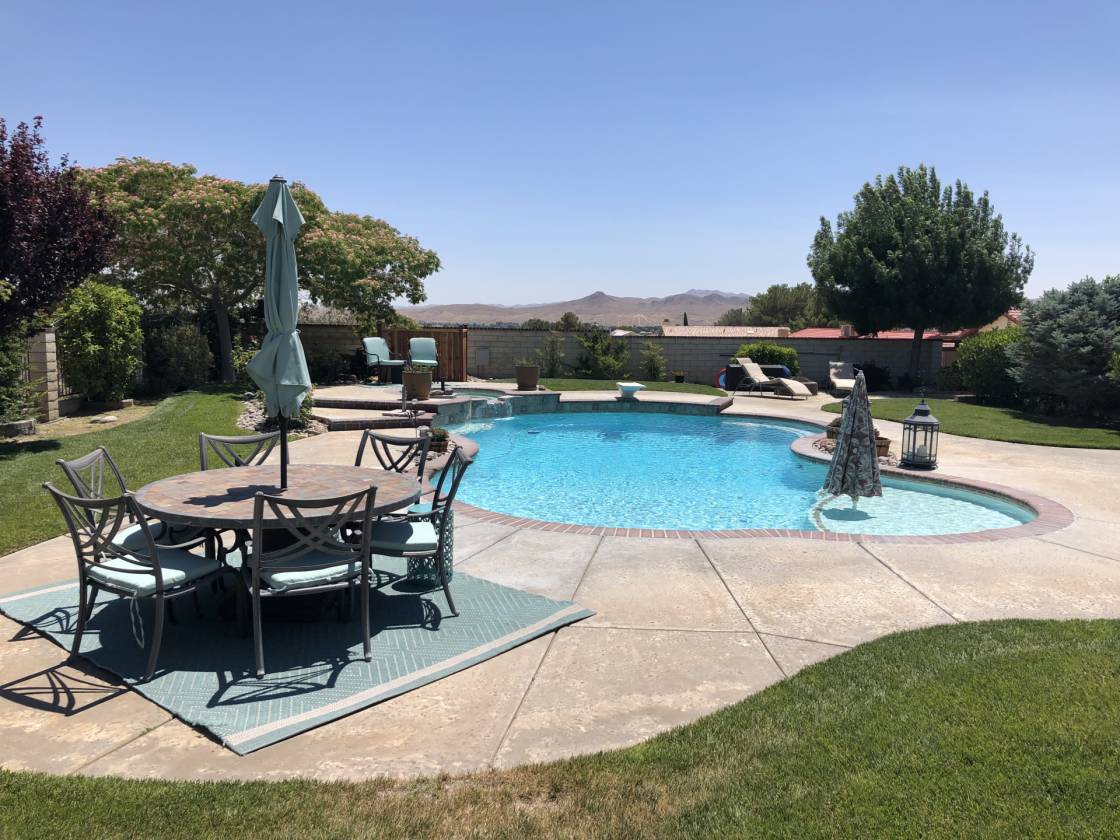 Stunning home includes equestrian center in Silver Lakes! Helendale