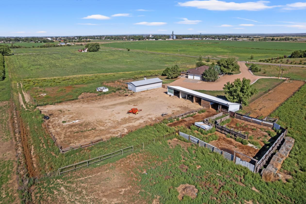 Excaliber Ranch: A Hillside Haven of Legacy and Land - photo 4