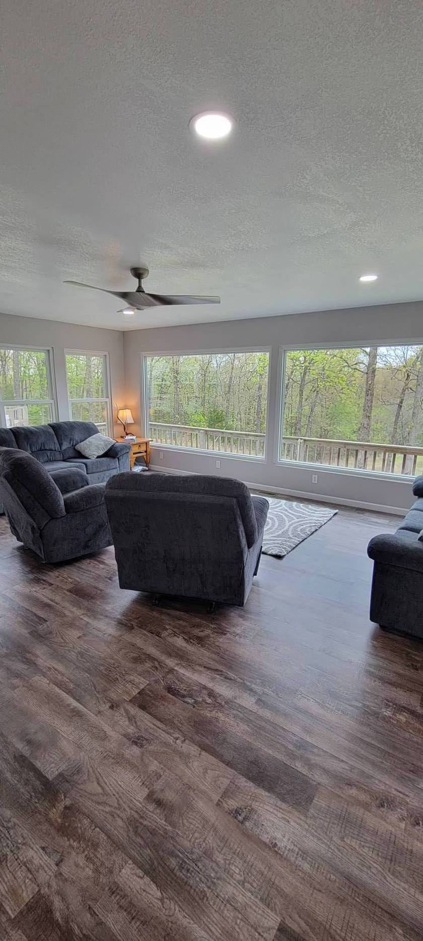 Luxury secluded home, 41 acres arena down the road - photo 6