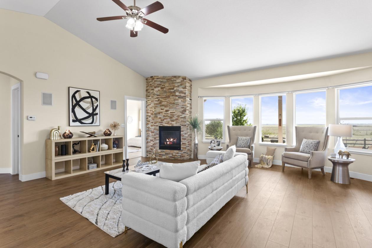 Horse property with custom home - photo 3