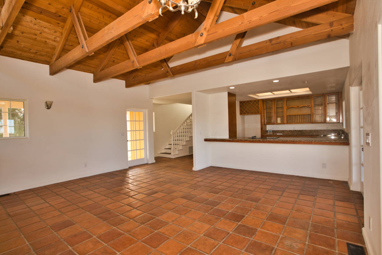 Equestrian property with 360 mountain views. Hemet, Riverside County