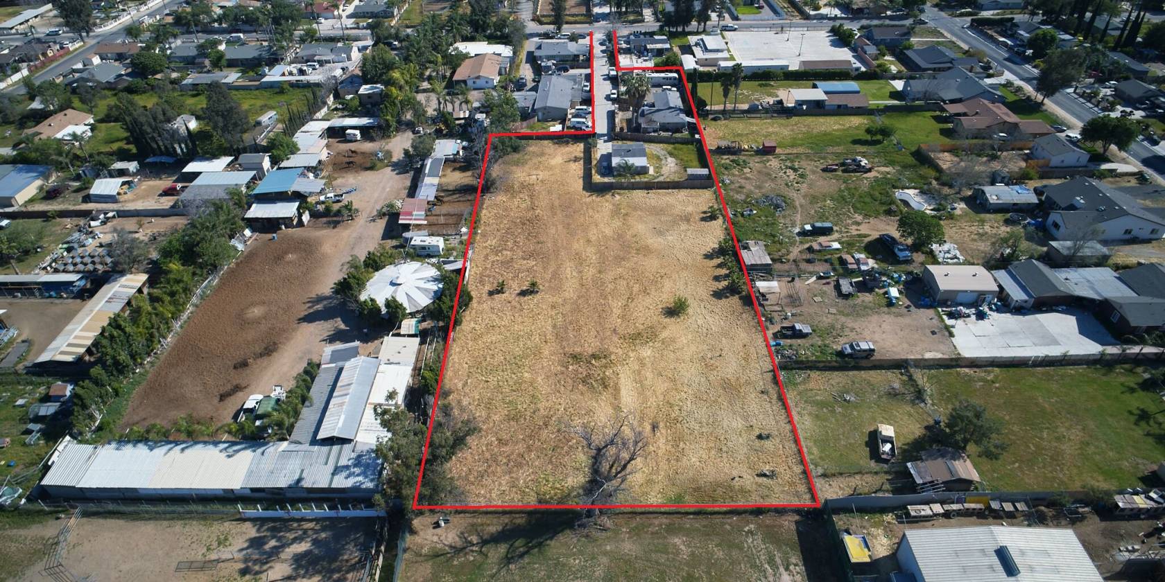 PRICE REDUCED!! Horse property, DUPLEX. Make it your dream