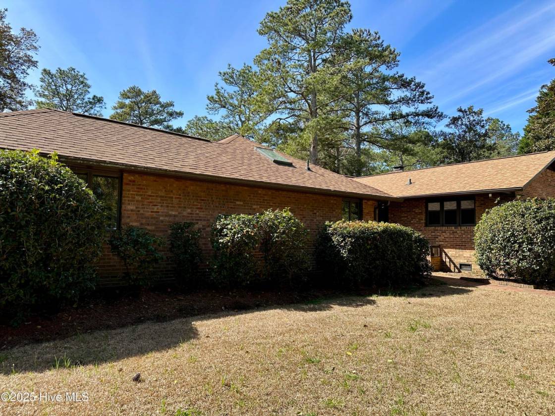 Horse Property for sale.