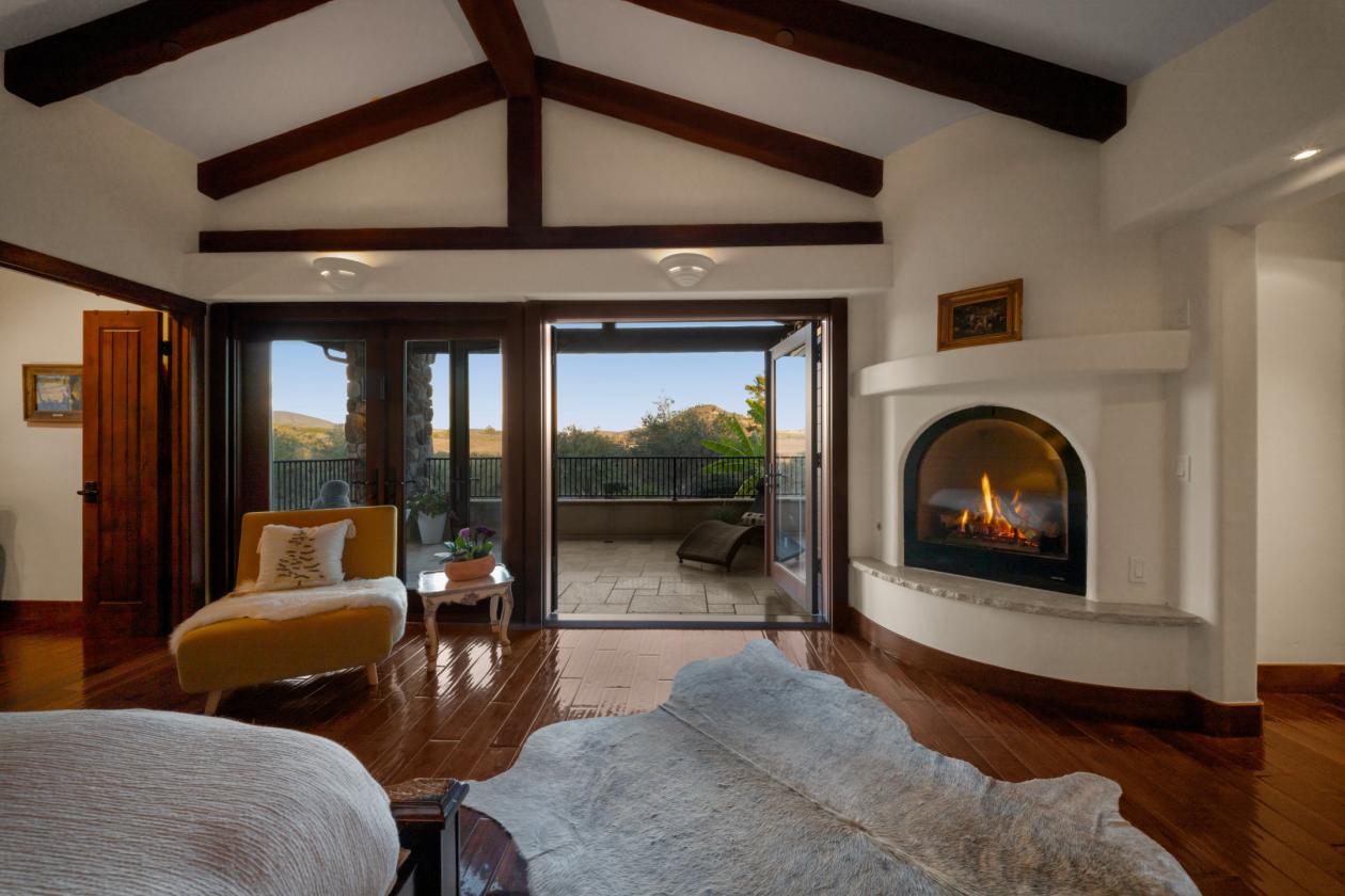 Old World European charm meets California - photo 23