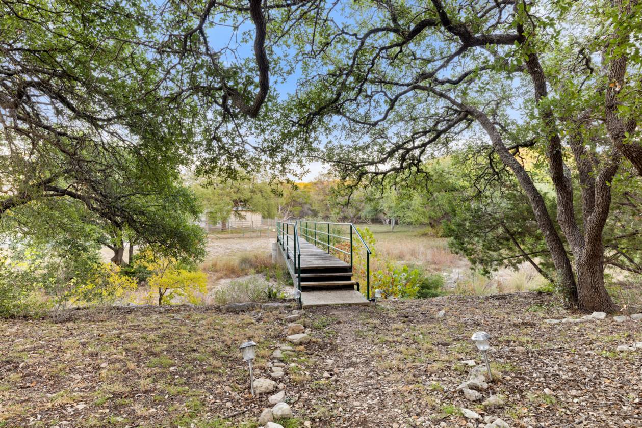 Welcome home to creekside living - photo 25