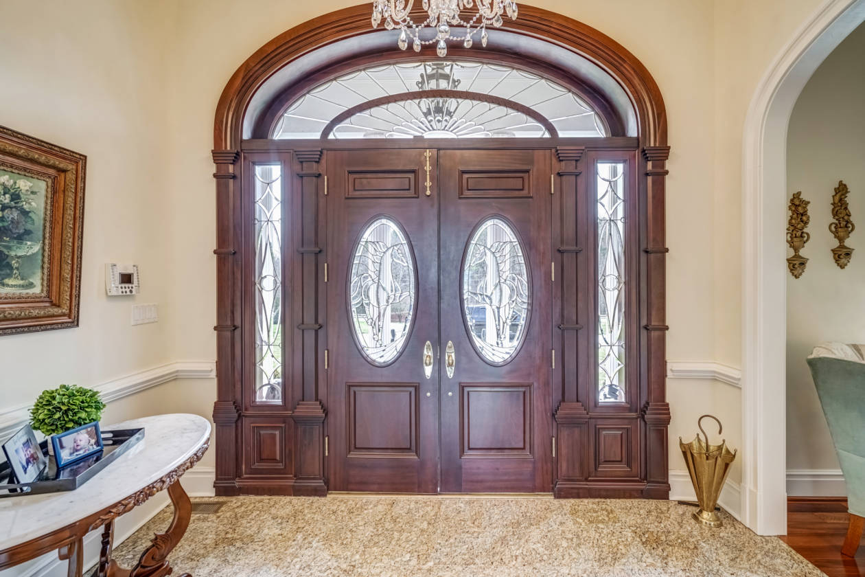 to Rose Hill 27+ acre Equestrian Estate located