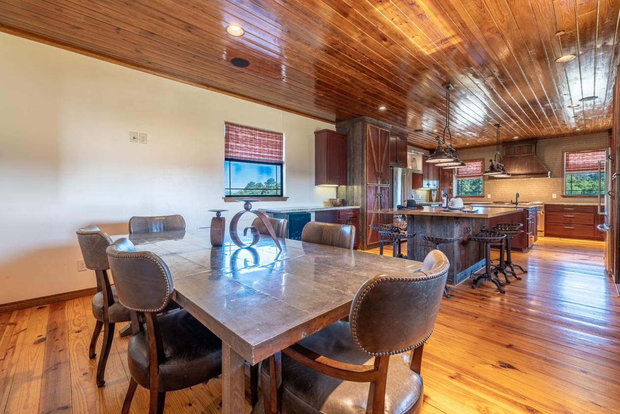 Luxury Equestrian Estate - photo 16