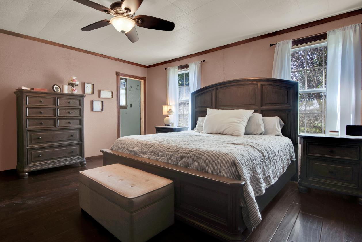 8.25 Acre Horse Property with Cozy Ranch House - photo 8