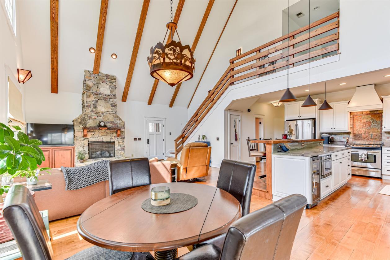 Aiken Farm |30 Acres, 16 Stalls, Home, Pool, View - photo 6