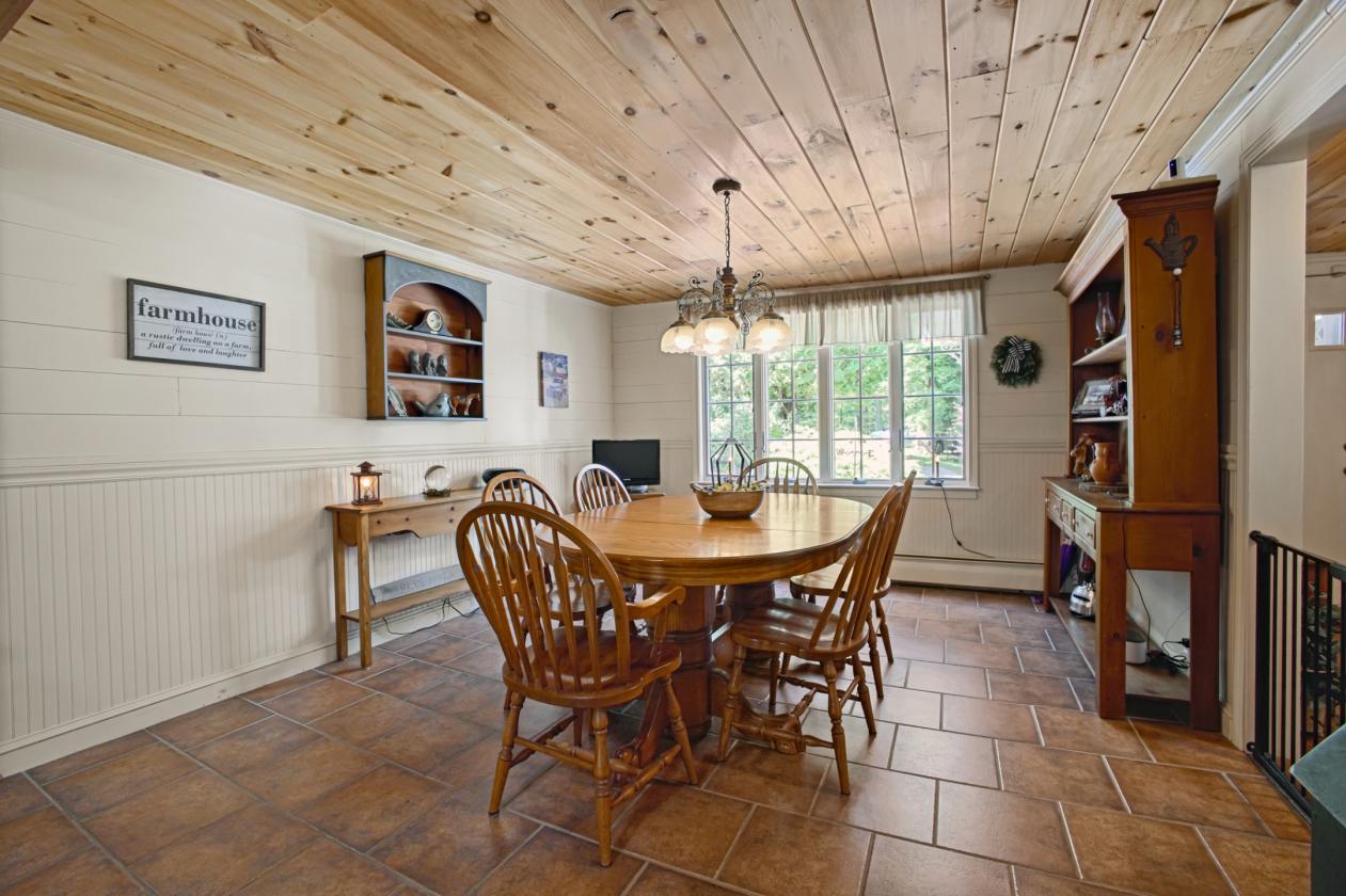 13.5-Acre Equestrian Farm with 12-Stall Barn - photo 14