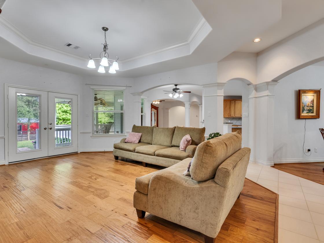 Turn-Key Equestrian Retreat on 8-Acres - photo 15