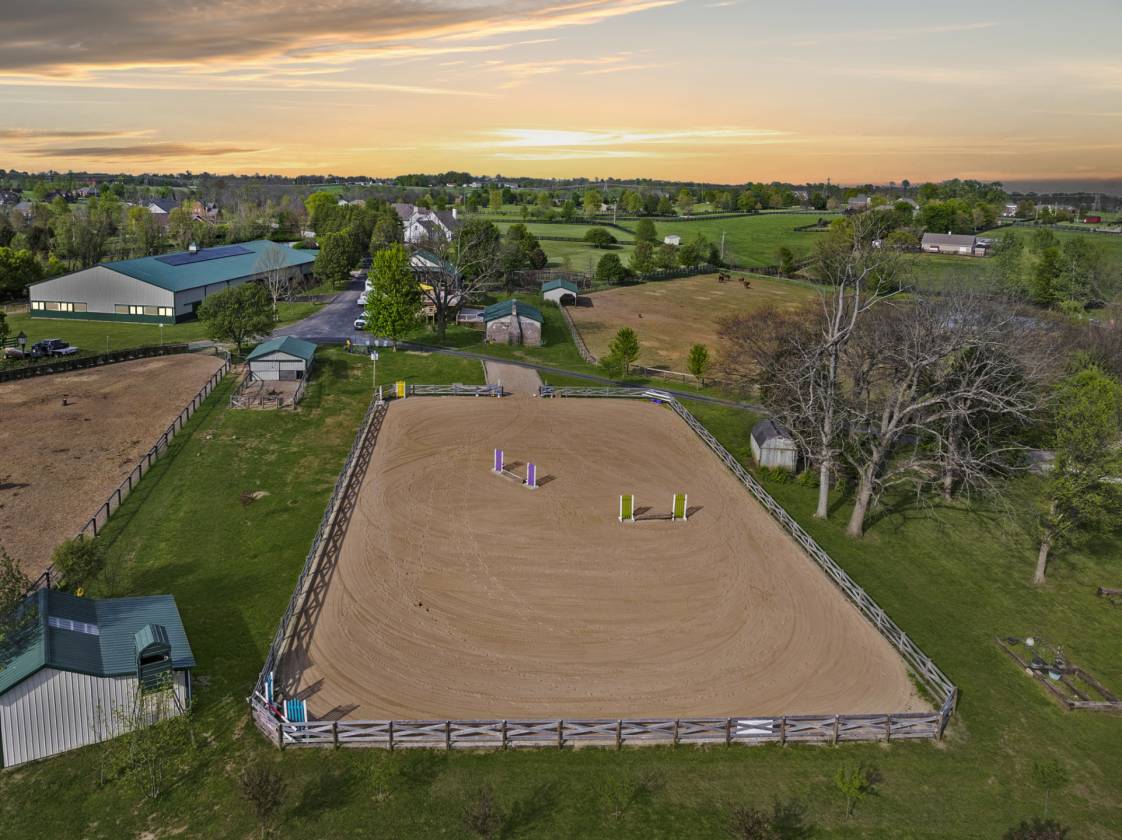 Horse Property for sale.