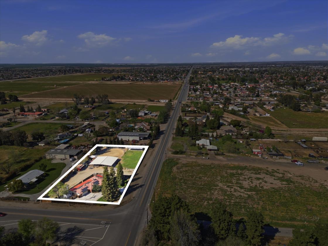 Turnkey 1-Acre Horse Setup w/ Mare Motel *County* - photo 5