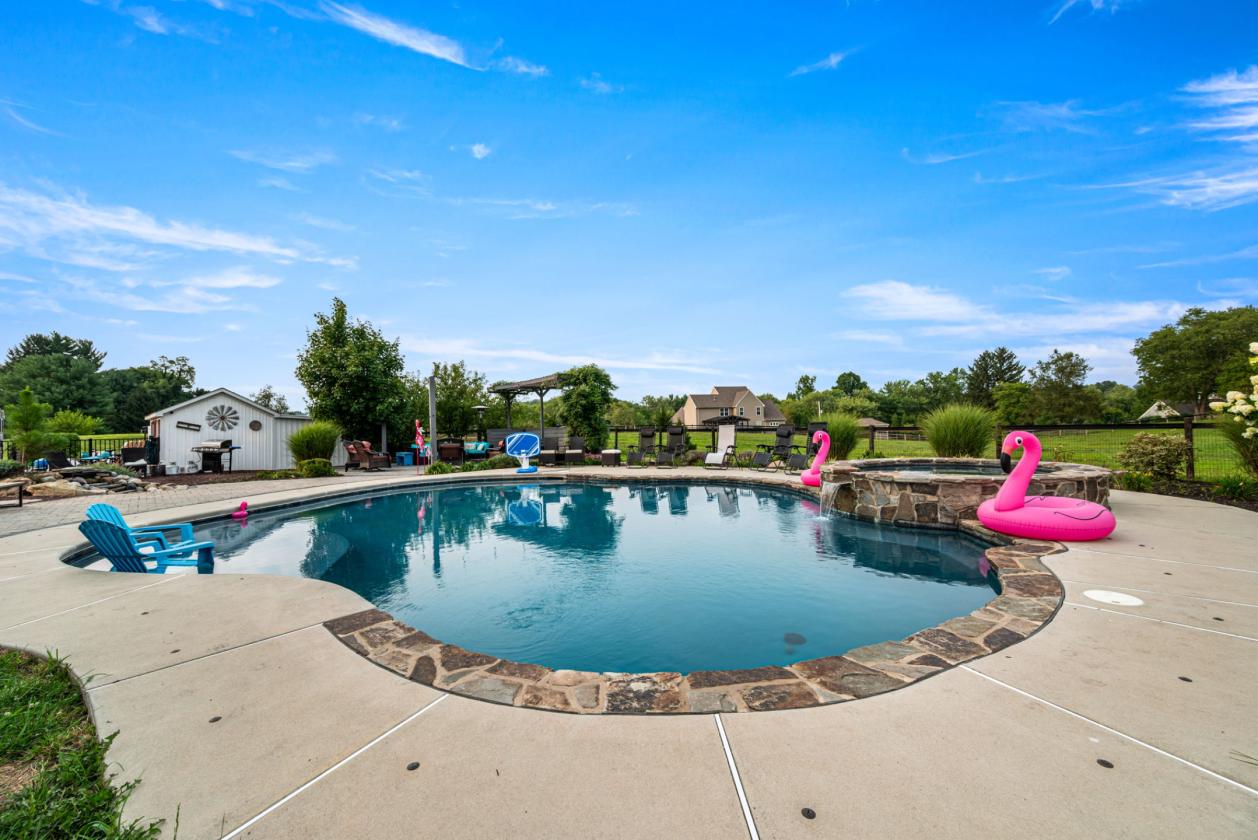 10 acre farmette with barn, ring, pool - photo 6