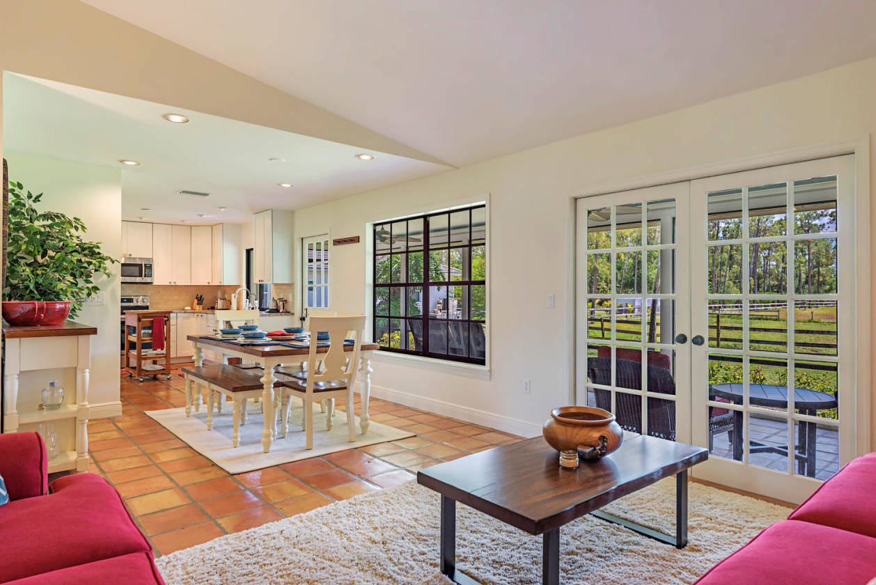 Private Equestrian Cottage in Livingston Woods Naples, Collier County