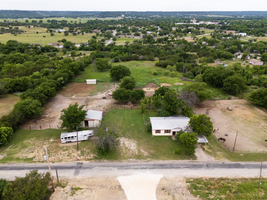 Horse property with gorgeous views - photo 19