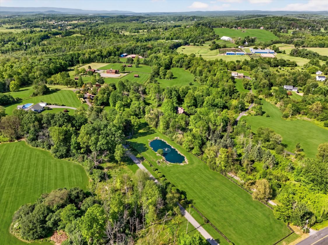 Stunning Hudson Valley Equestrian Estate - photo 28