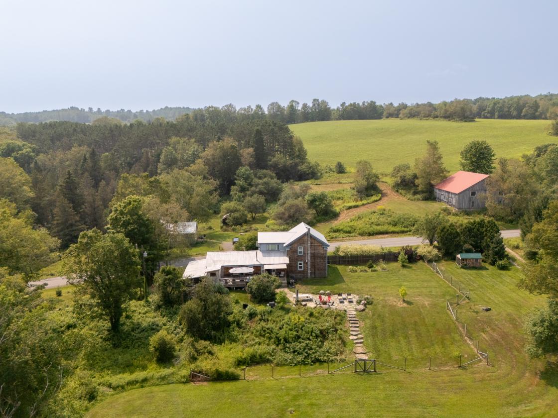 200-Acre Estate with Two Homes, Barn, and Ponds - photo 20