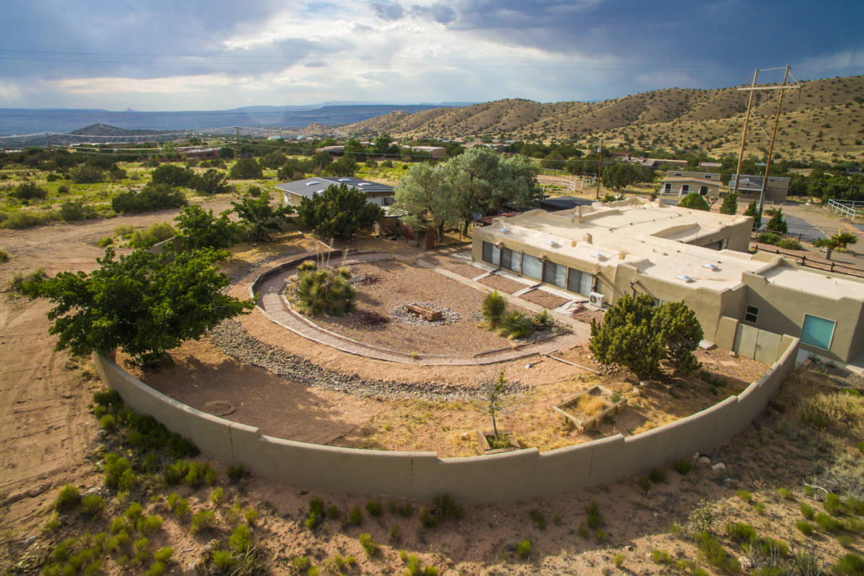 Price Reduction! 3.3 acre Horse Property w/ Mountain Views! Placitas