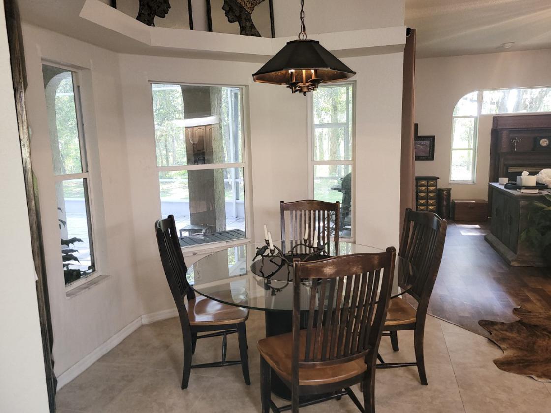 Looking for Old Florida vibes with modern amenities - photo 12