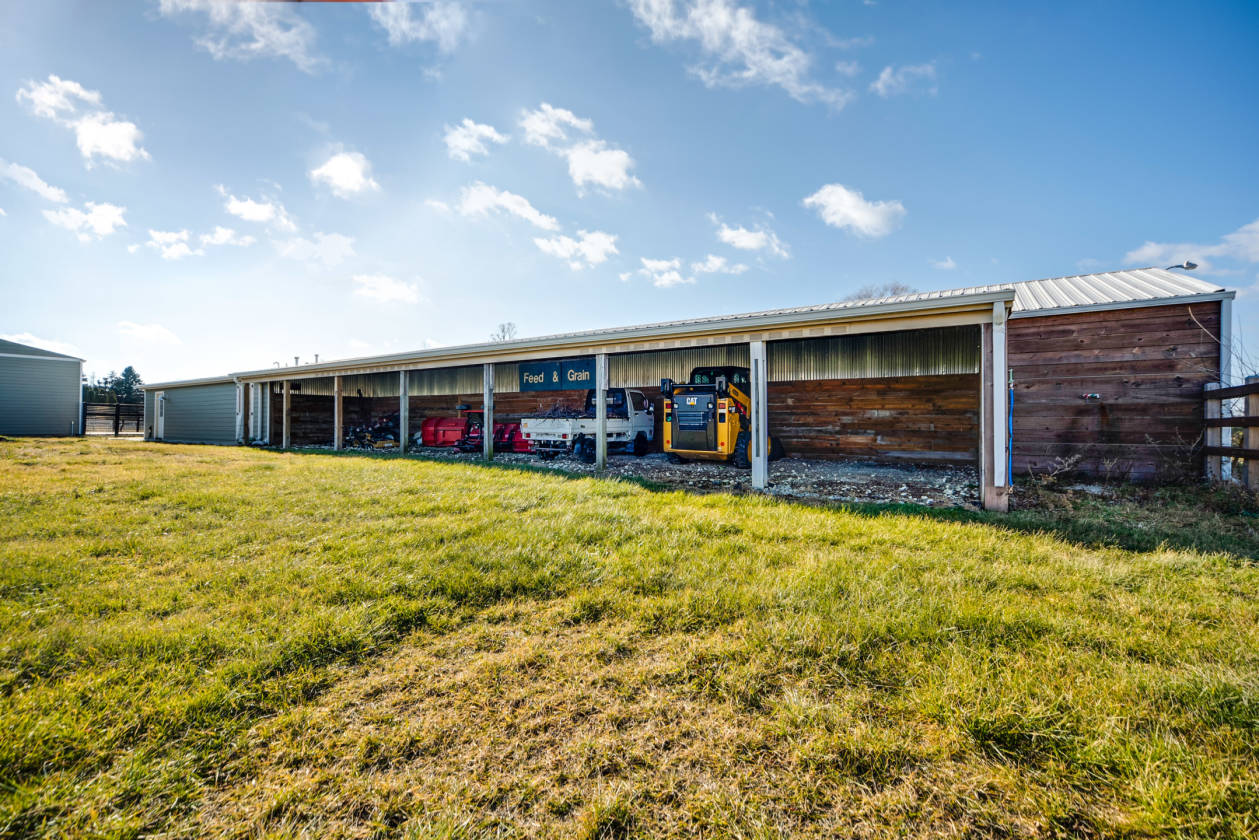 Horse property with 14.8 acres! Mundelein, Lake County, Illinois