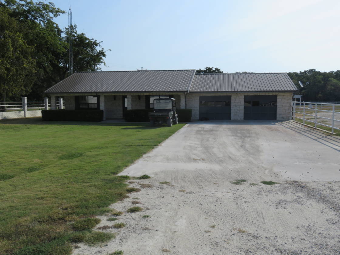 DIAMOND D RANCH Lone Oak, Hunt County, Texas Horse Properties