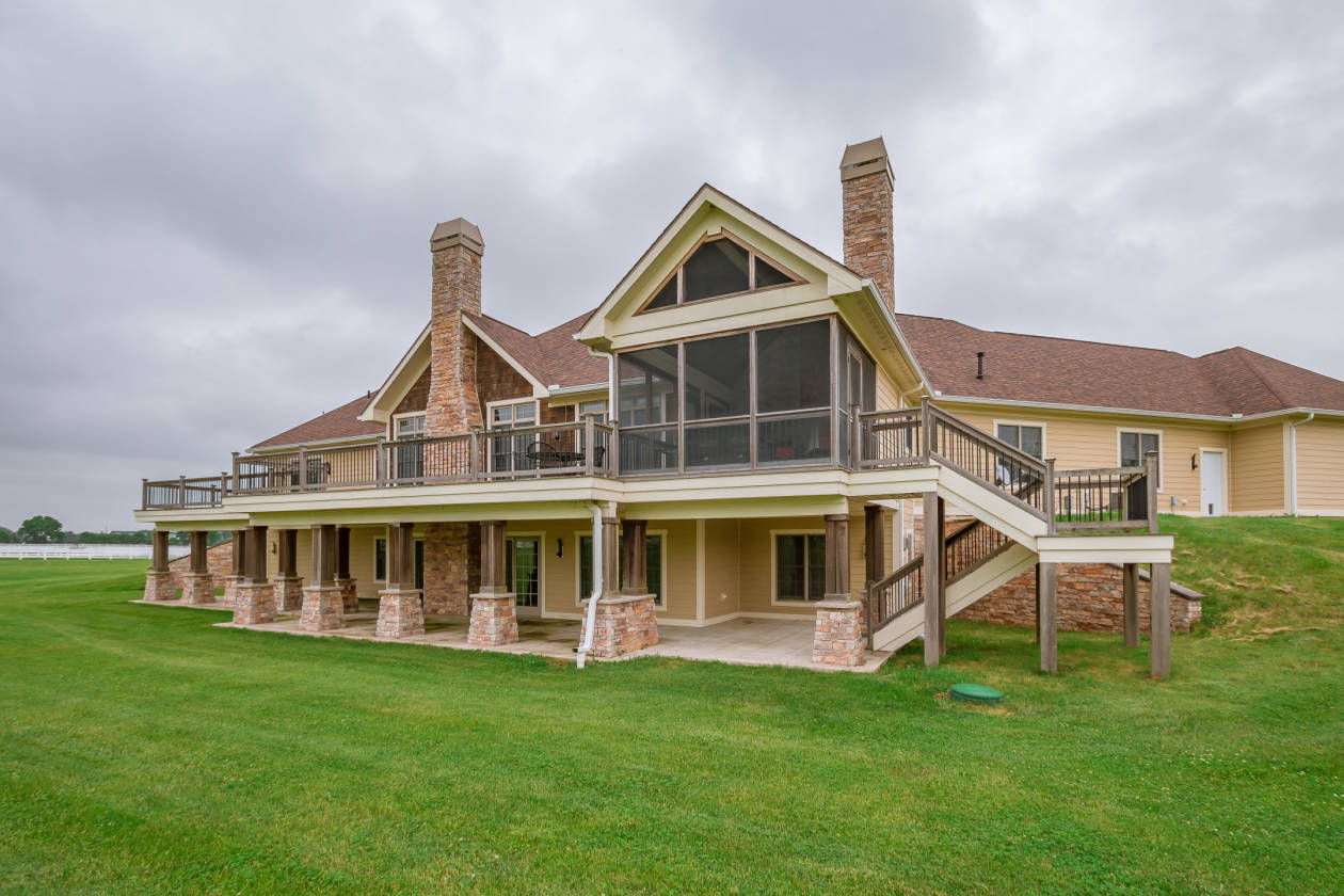 Luxury Equestrian Property with 38,000 SF Barn Plus More Wakarusa, Elkhart County, Indiana
