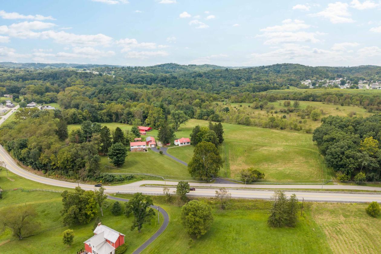 Rare Private Country Retreat - photo 14