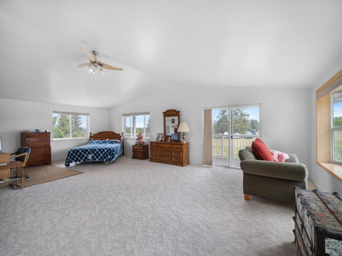 Home-Bardominium-4.85 Acres! - photo 11