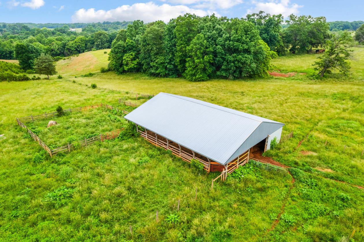 Magnificent Property on 112 Acres - photo 17