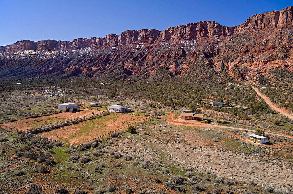 Scenic Castle Valley Horse Property in S.E. Utah on 5... Moab, Grand
