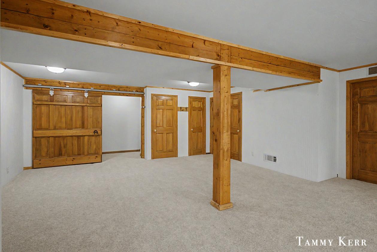 Equestrian Horse Farm - photo 16
