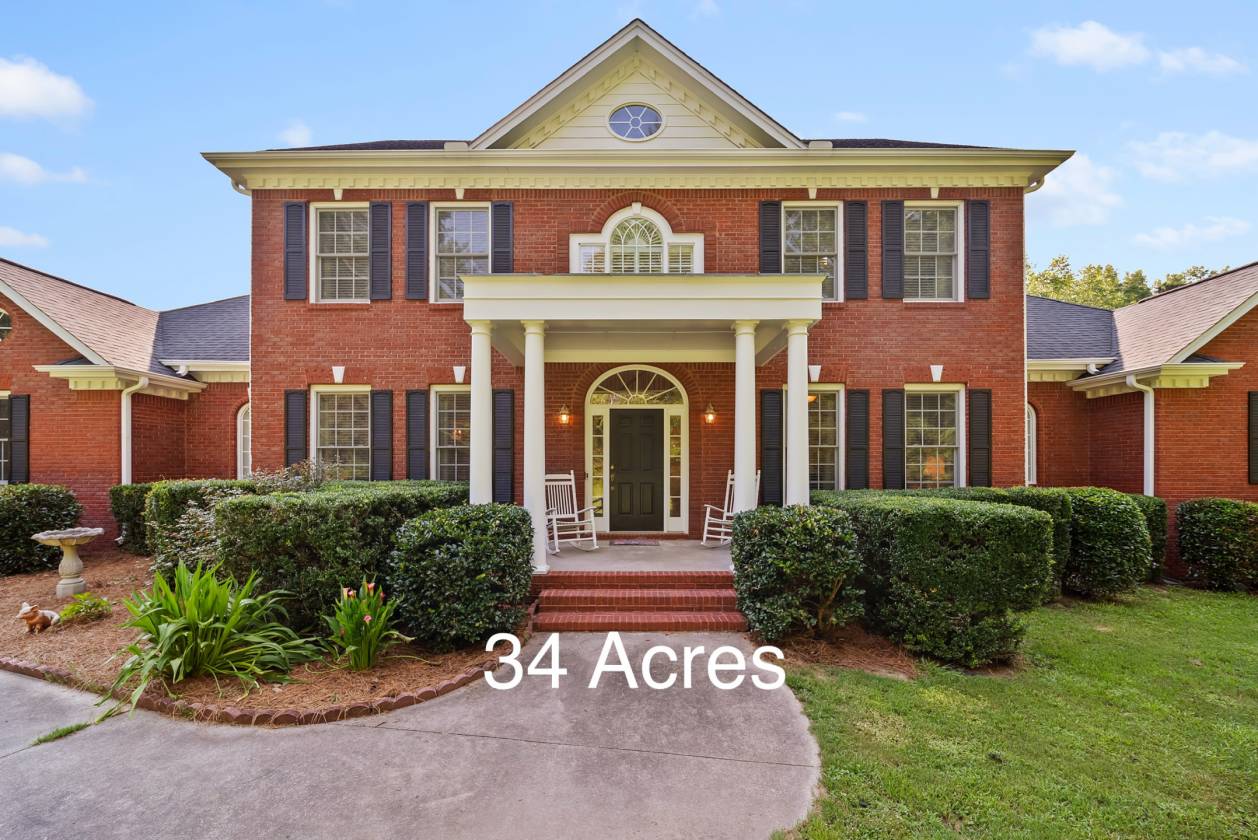 Horse Property for sale.