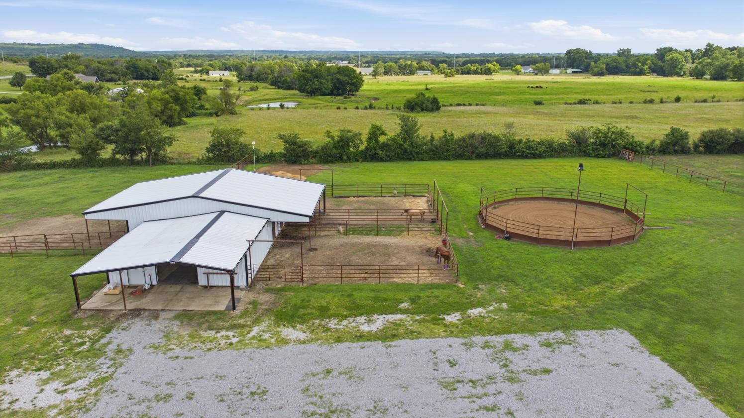 10 Acre Horse Property - photo 7