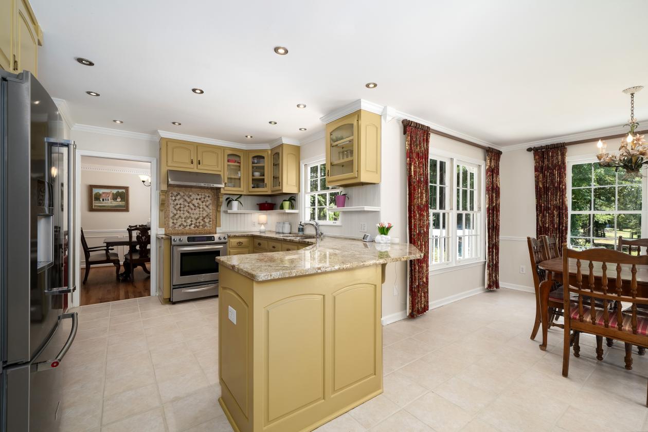 PRIVATE COUNTRY RETREAT! - photo 10