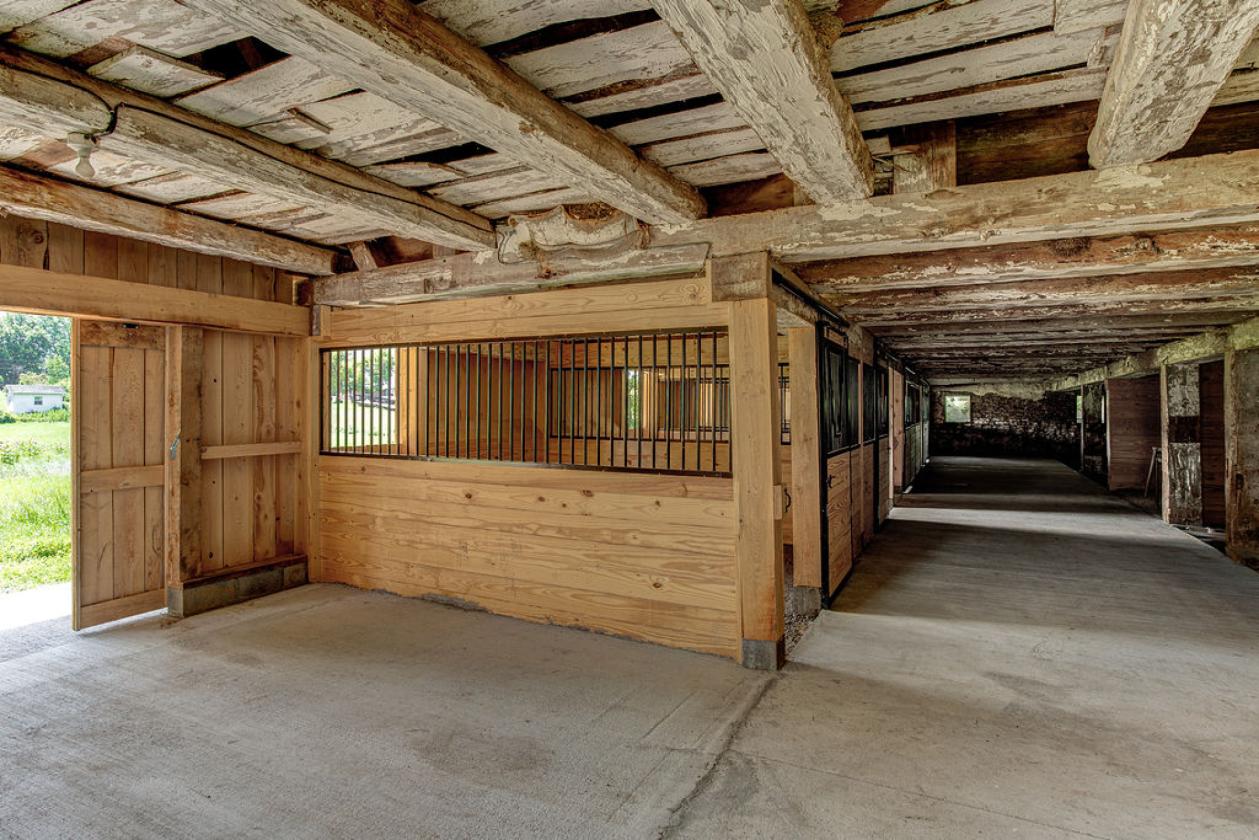 Horse property waiting for the finishing touches! - photo 6