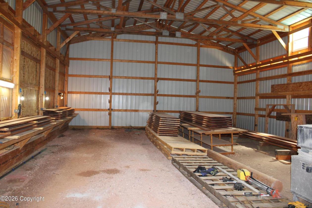 MOVE IN READY, 24+ ACRES, FULLY FENCED - photo 29