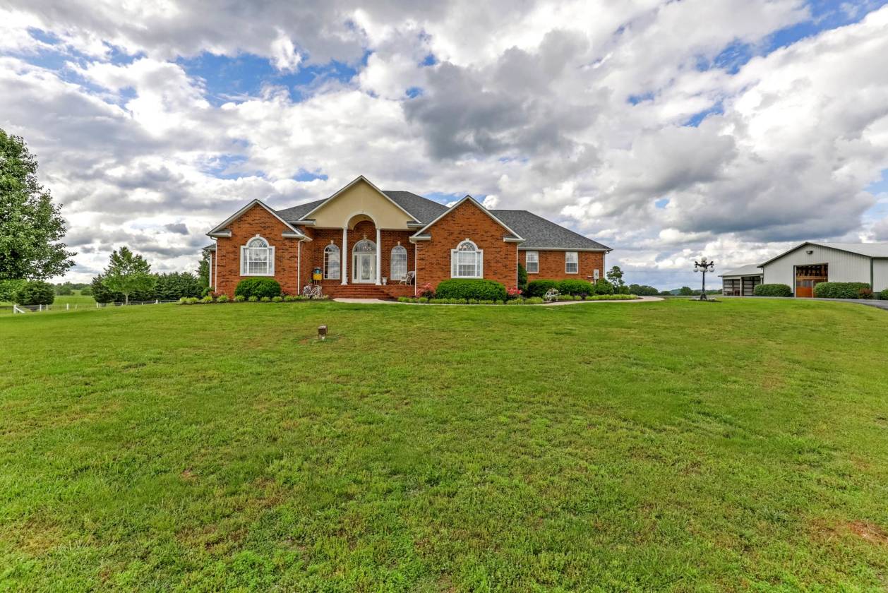 Beautiful Rolling 24 Acre Farm Wartrace, Bedford County, Tennessee