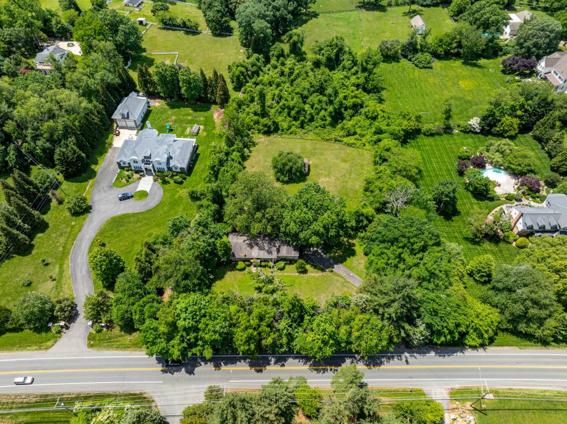 Horse Property for sale.