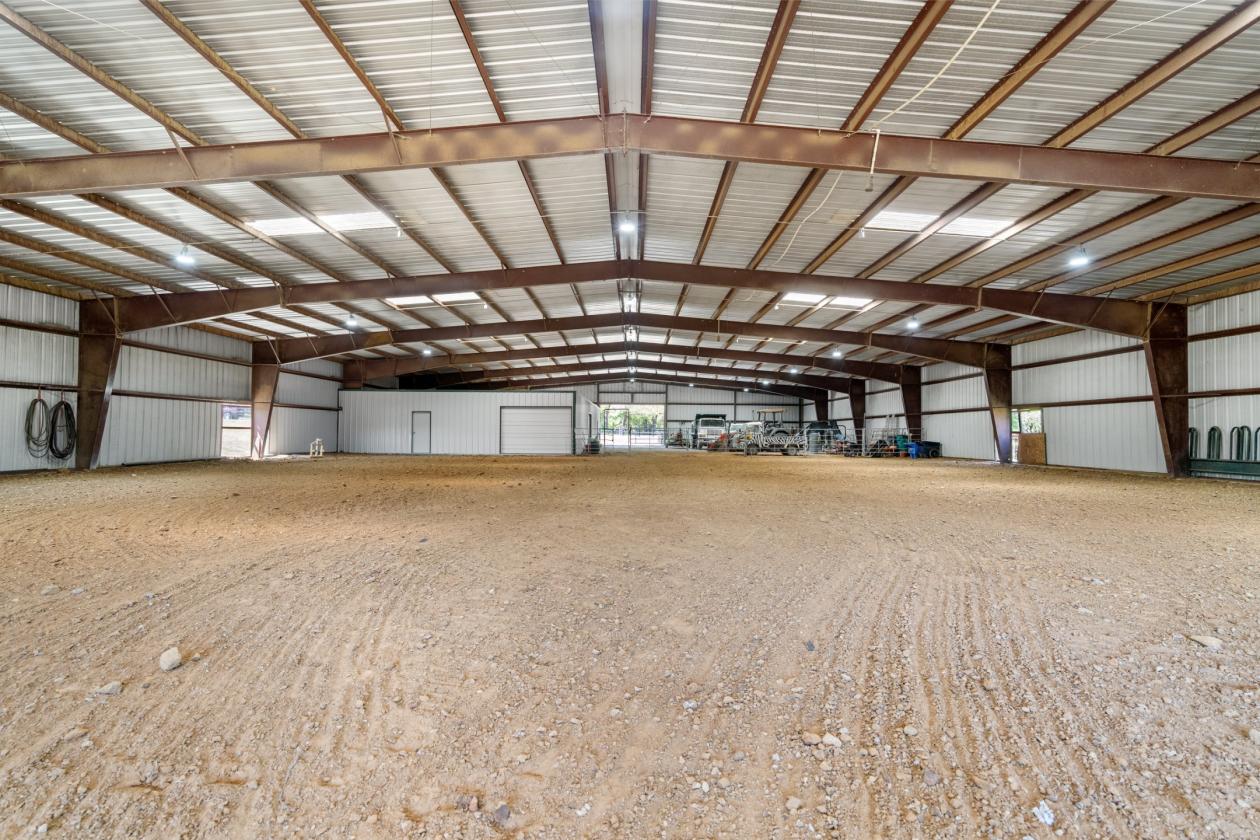 Prime Horse Property with Endless Potential - photo 26