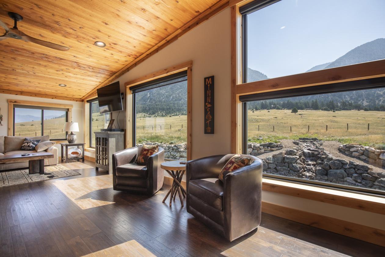 Yellowstone Corridor Luxury Horse Property - photo 24