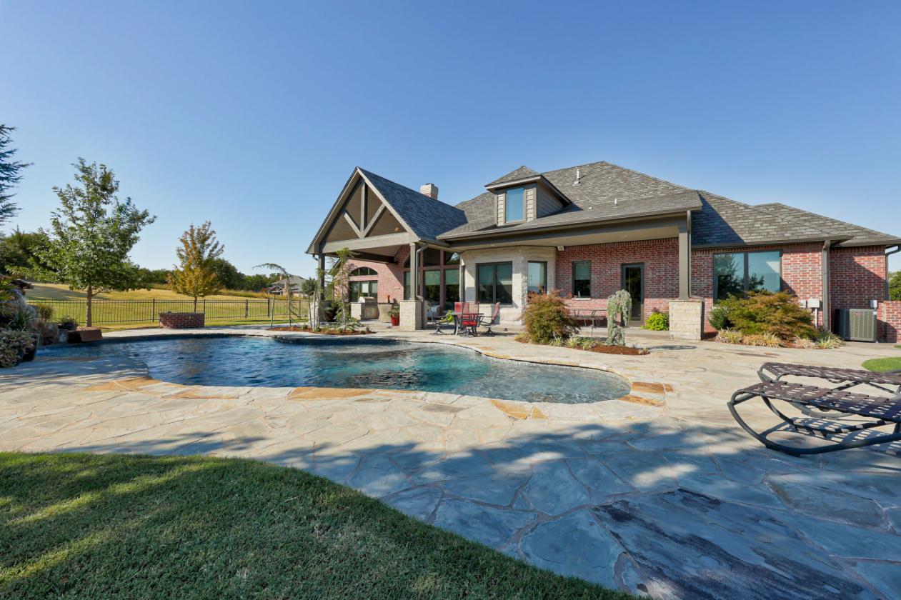 Luxury Living Meets Equestrian Elegance! - photo 26
