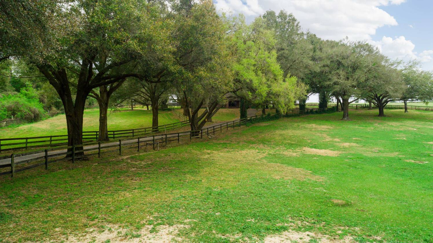 10 ACRE HORSE FARM Dade City, Pasco County, Florida