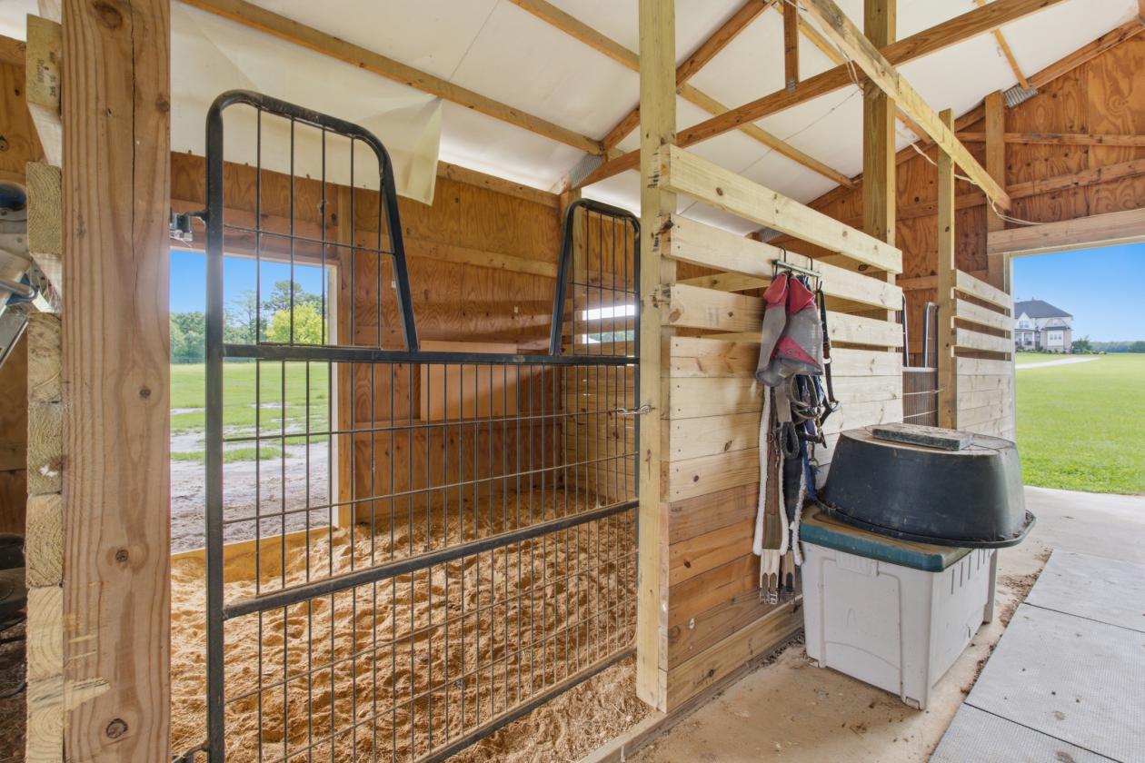 Custom Built Horse Farm on more than 10 Acres - photo 27
