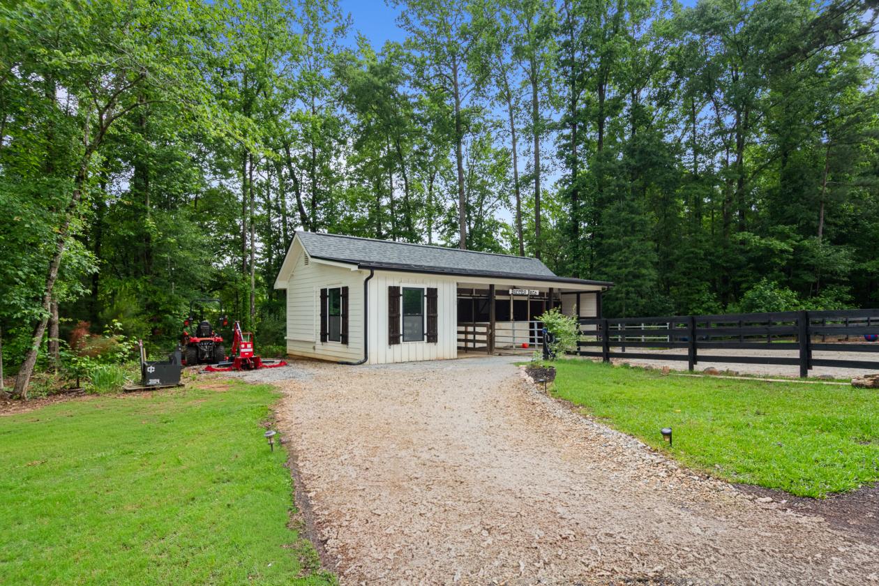 Blalock Lakes' Premier Equestrian Estate - photo 13