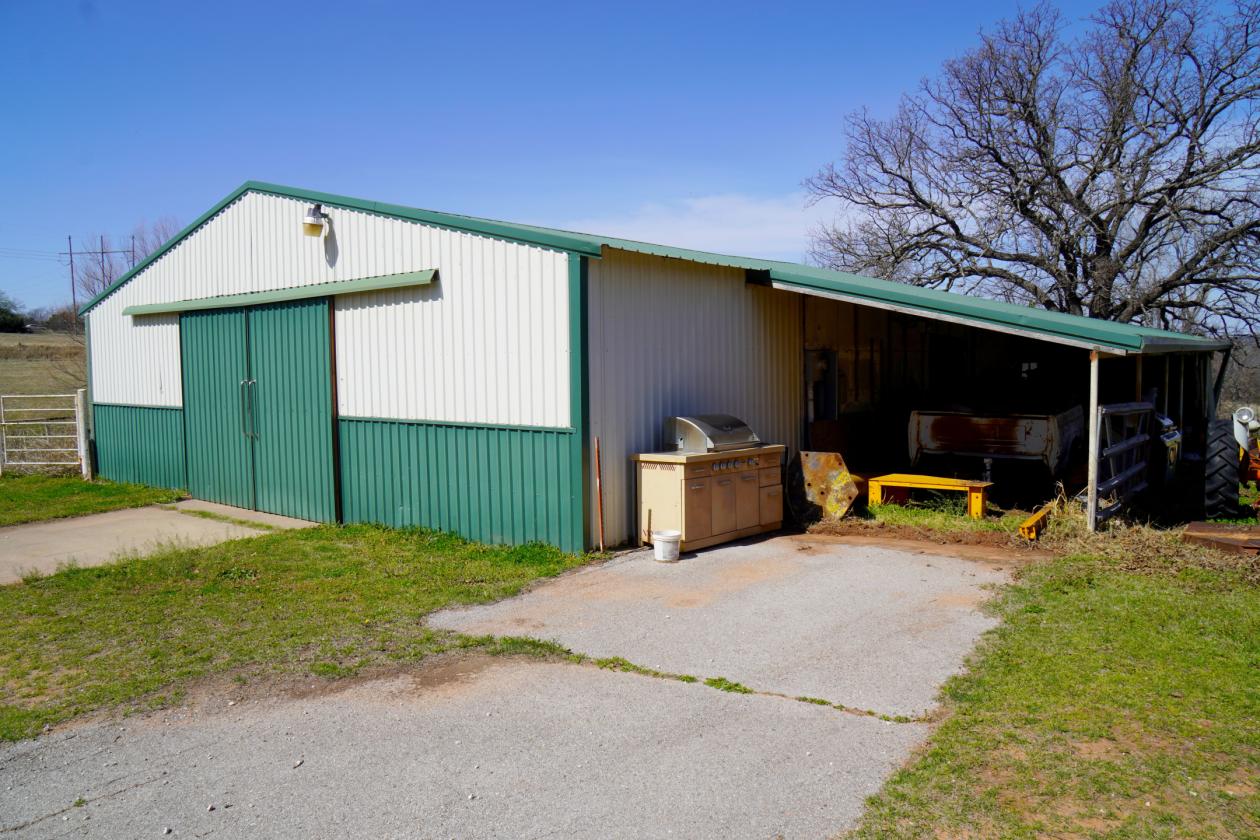Central Oklahoma Hobby Farm with Horse Barn - photo 24